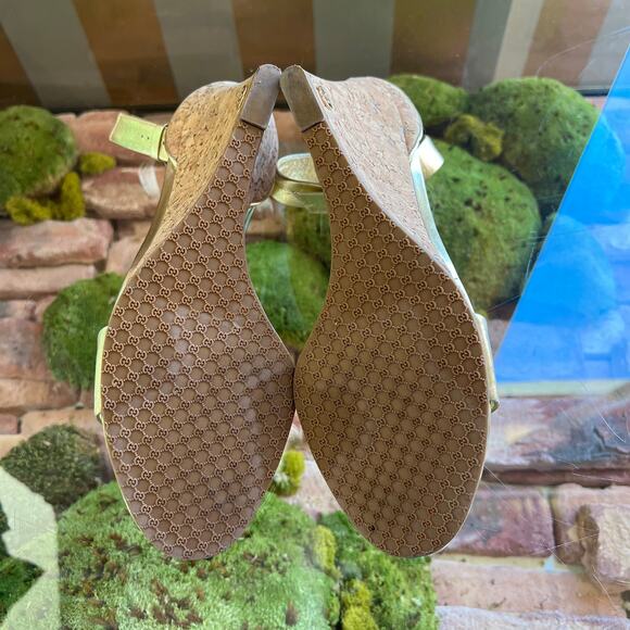 GUCCI Gold Leather Cork Wedges Sandals SZ9.5B - Picture 6 of 9